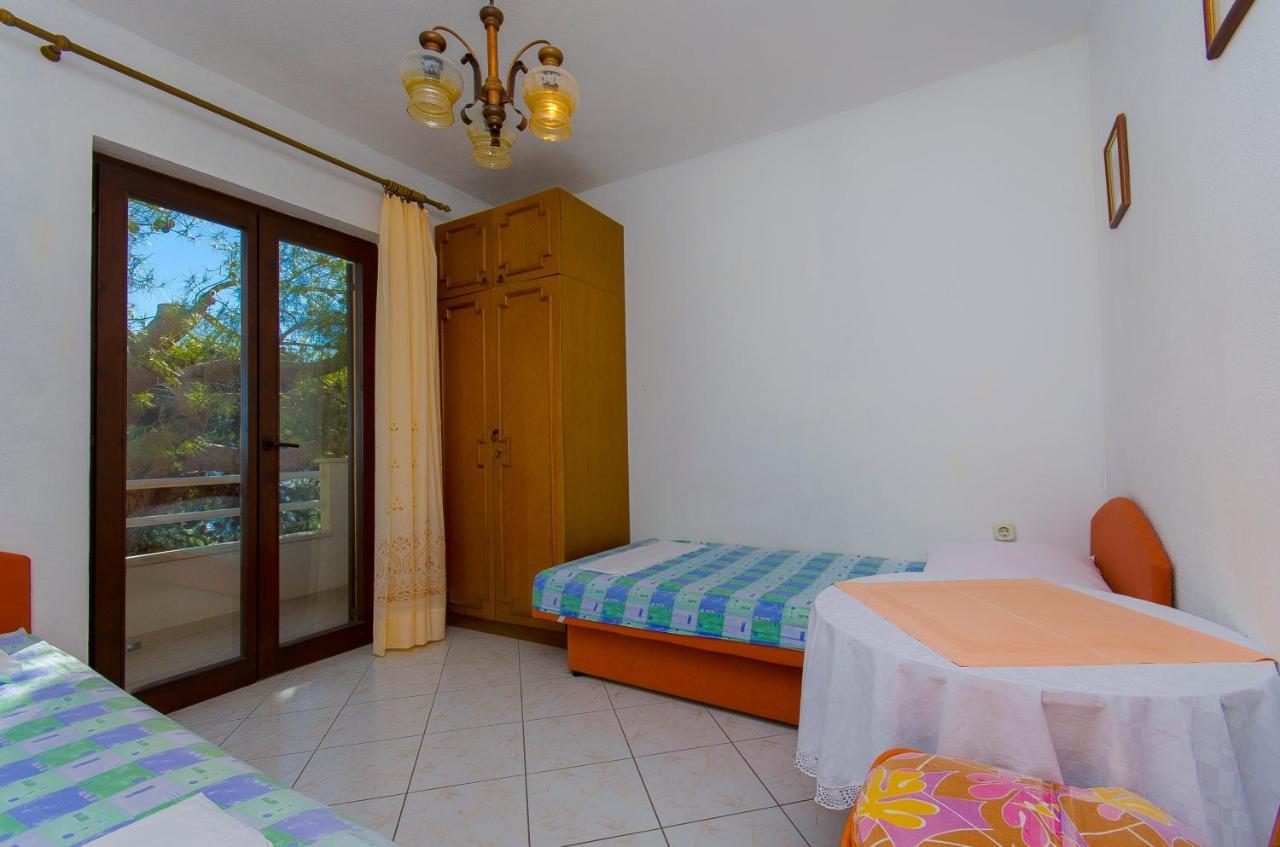 Apartments By The Sea Pisak, Omis - 2802 Exterior foto